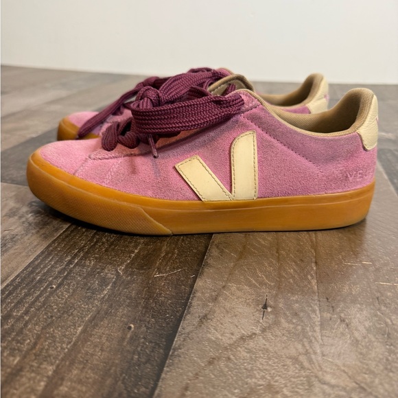 Veja Shoes - Veja Pink Suede Sneakers Gum Sole Cream V Logo EU 38 US 7 Chunky Laces